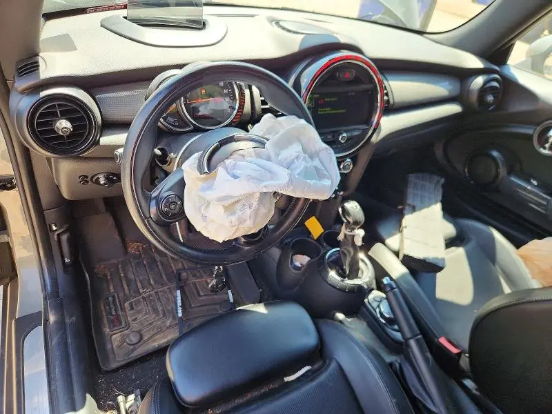 2014 MINI COOPER   