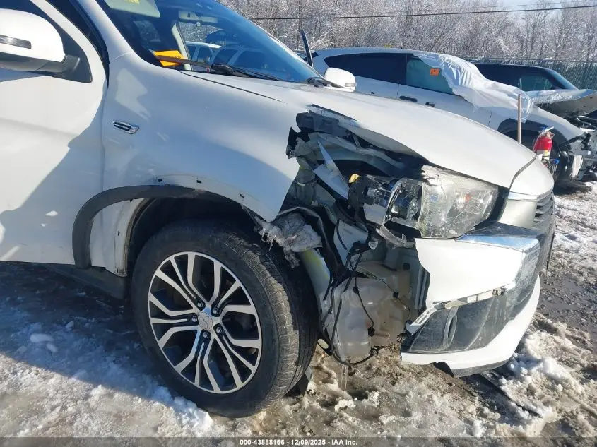 2016 MITSUBISHI OUTLANDER SPORT 2.4 ES