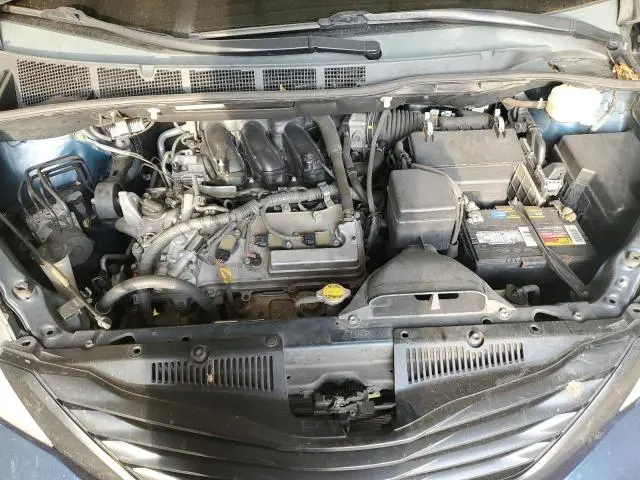 2011 TOYOTA SIENNA   