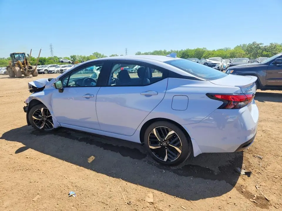 2024 NISSAN VERSA SR  