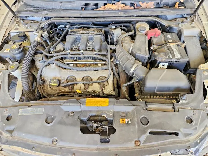 2010 FORD TAURUS SEL  