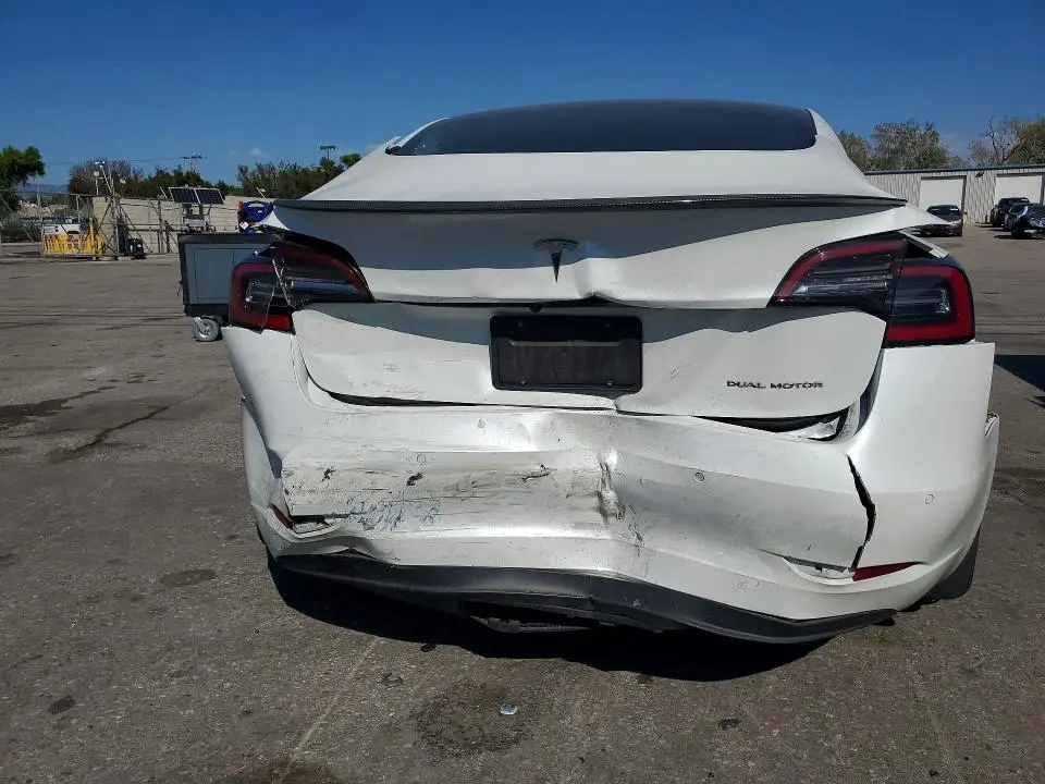 2021 TESLA MODEL 3   