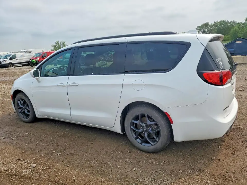 2019 CHRYSLER PACIFICA TOURING L  