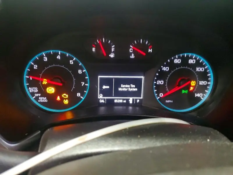 2018 CHEVROLET EQUINOX LT  