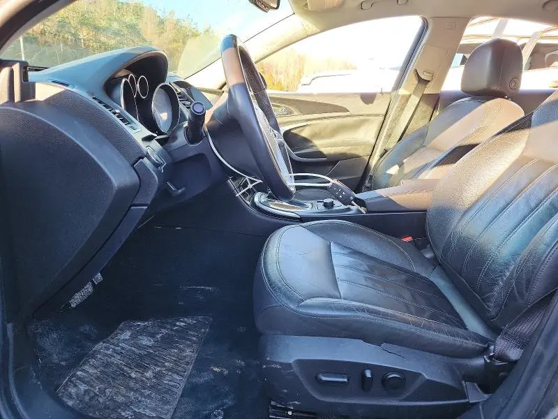 2011 BUICK REGAL CXL  