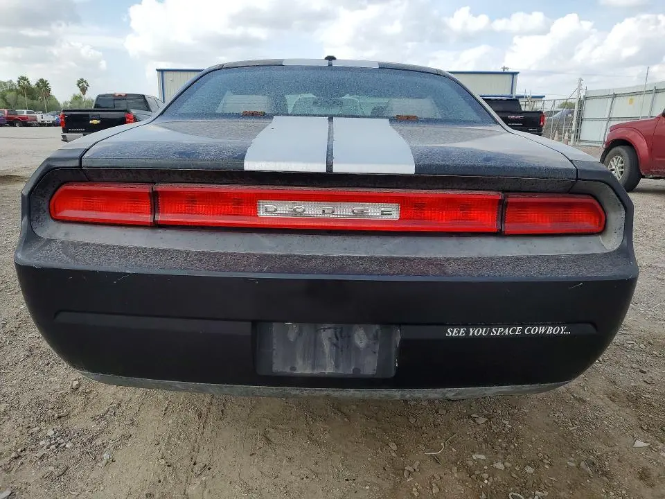 2010 DODGE CHALLENGER SE  