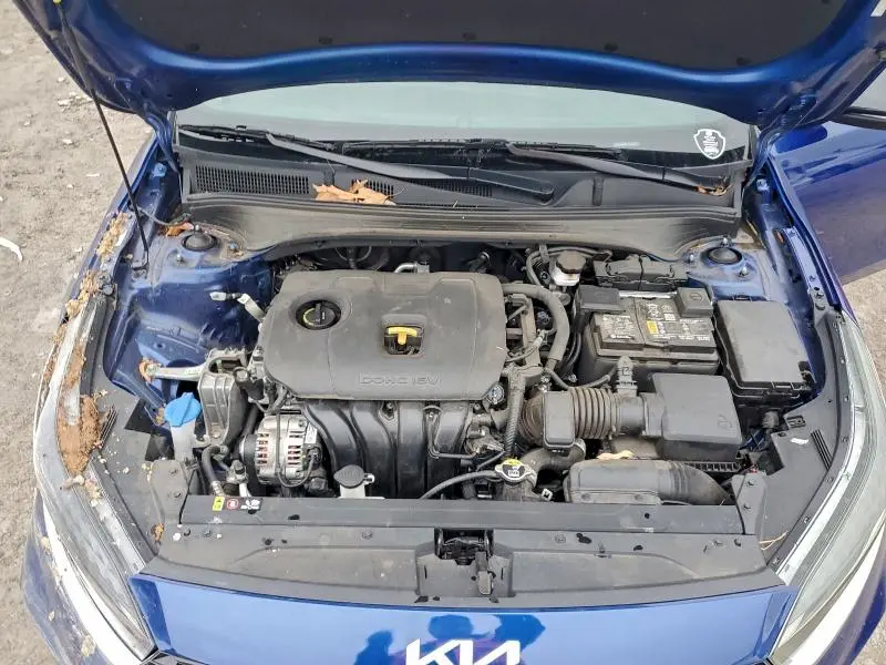 2024 KIA FORTE GT LINE  