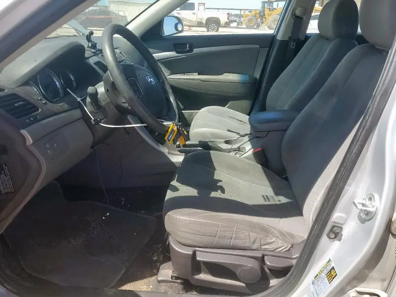 2010 HYUNDAI SONATA GLS  