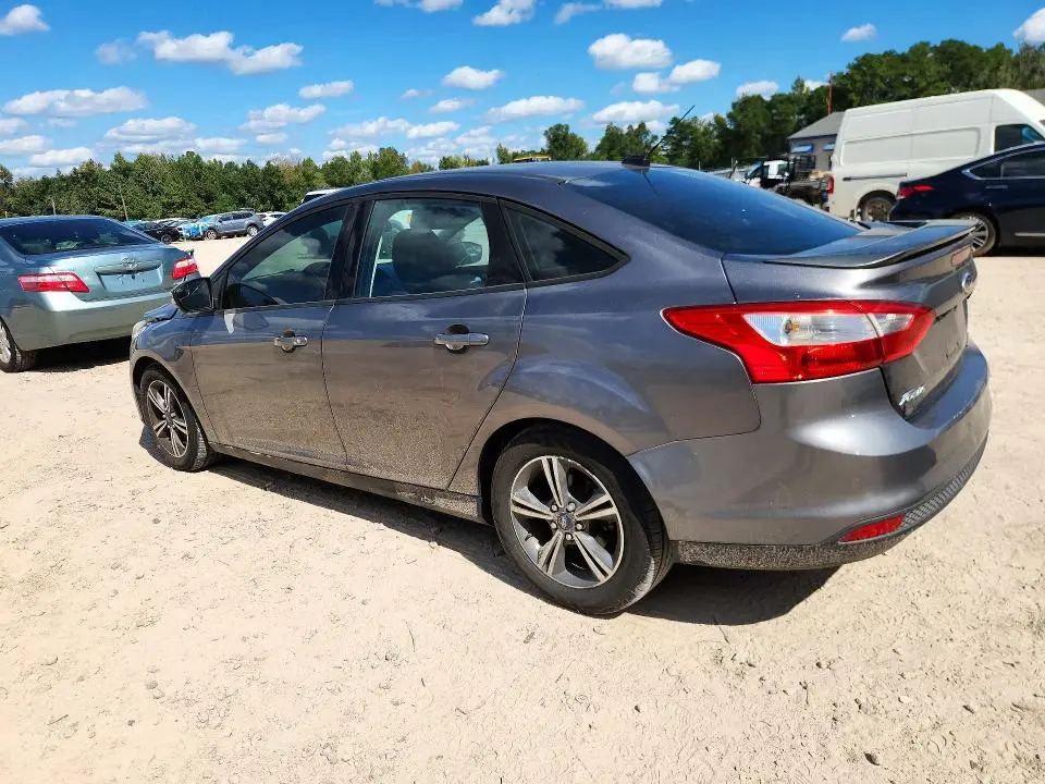 2014 FORD FOCUS SE  