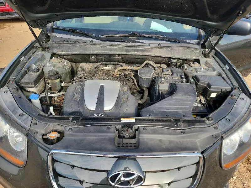 2011 HYUNDAI SANTA FE GLS  