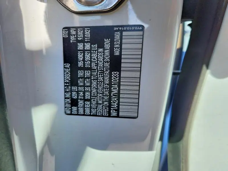 2021 PORSCHE CAYENNE   