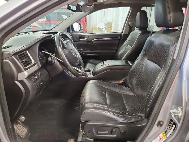 2016 TOYOTA HIGHLANDER LIMITED  
