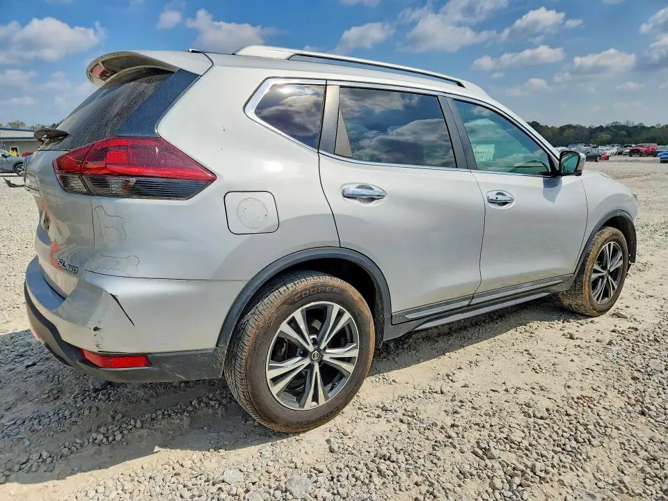 2018 NISSAN ROGUE SL  