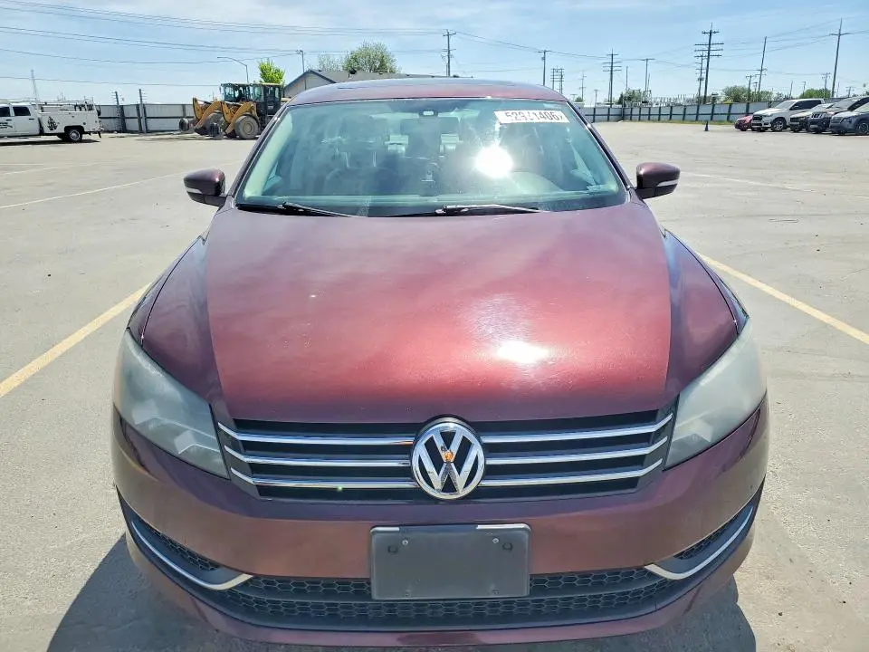 2014 VOLKSWAGEN PASSAT   