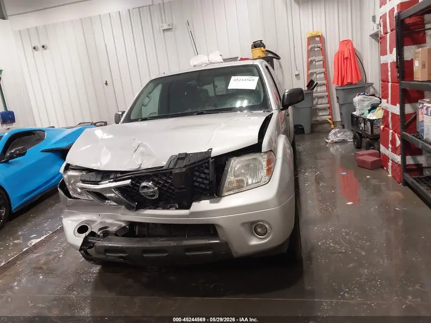 2014 NISSAN FRONTIER SV
