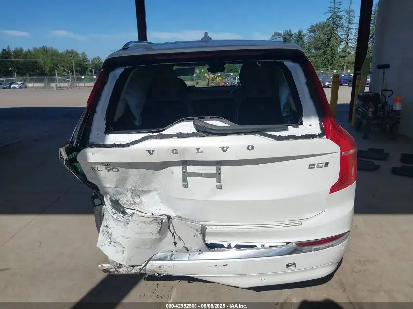 2023 VOLVO XC90 B5 PLUS