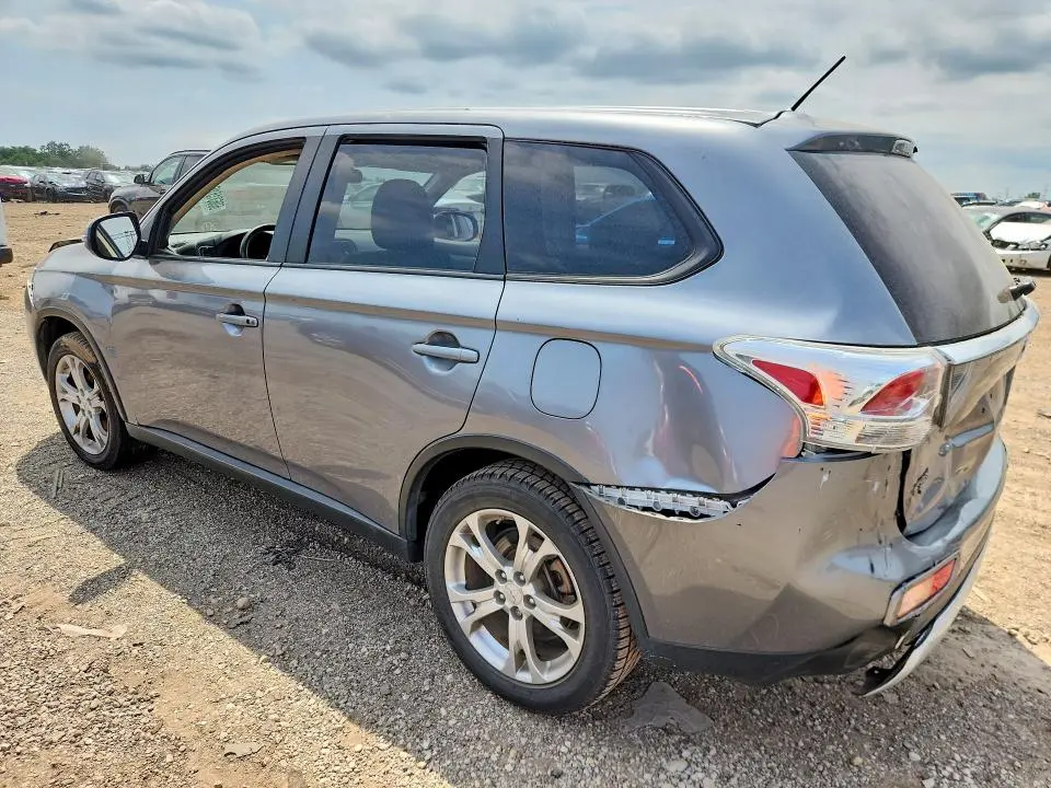2015 MITSUBISHI OUTLANDER SE  