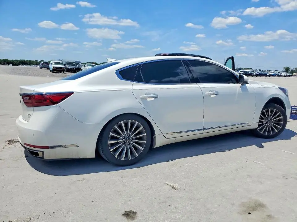 2017 KIA CADENZA PREMIUM  
