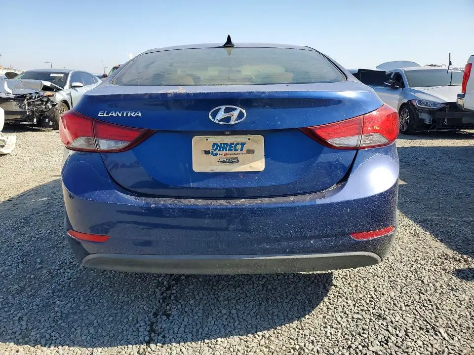 2015 HYUNDAI ELANTRA SE  
