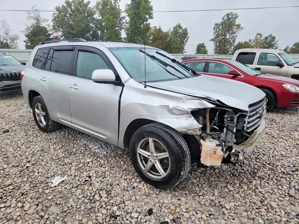 2010 TOYOTA HIGHLANDER BASE  