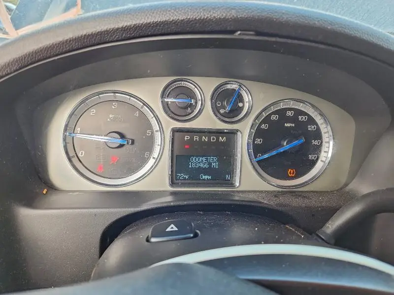 2014 CADILLAC ESCALADE LUXURY  