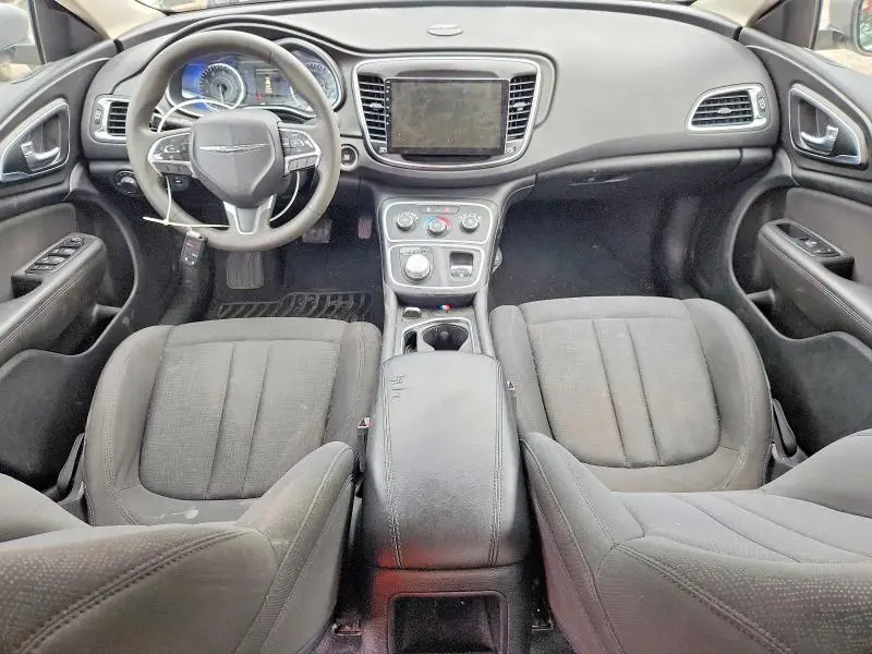 2017 CHRYSLER 200 LX  