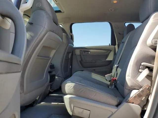 2017 CHEVROLET TRAVERSE LS  