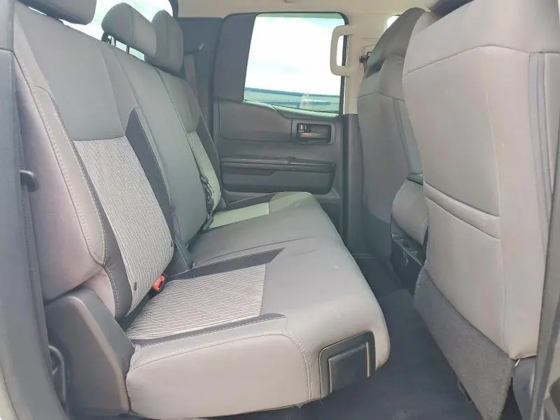 2017 TOYOTA TUNDRA SR  