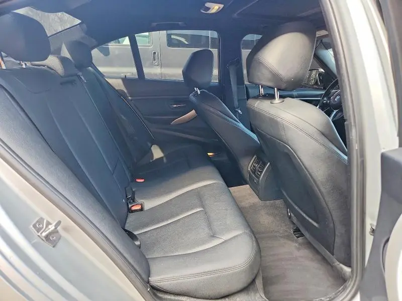 2013 BMW 320 I XDRIVE  