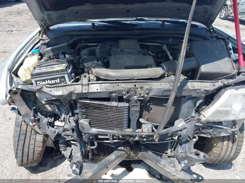 2017 NISSAN FRONTIER SV