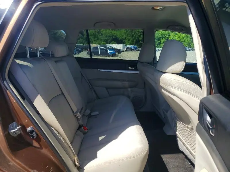 2011 SUBARU OUTBACK 2.5I PREMIUM  