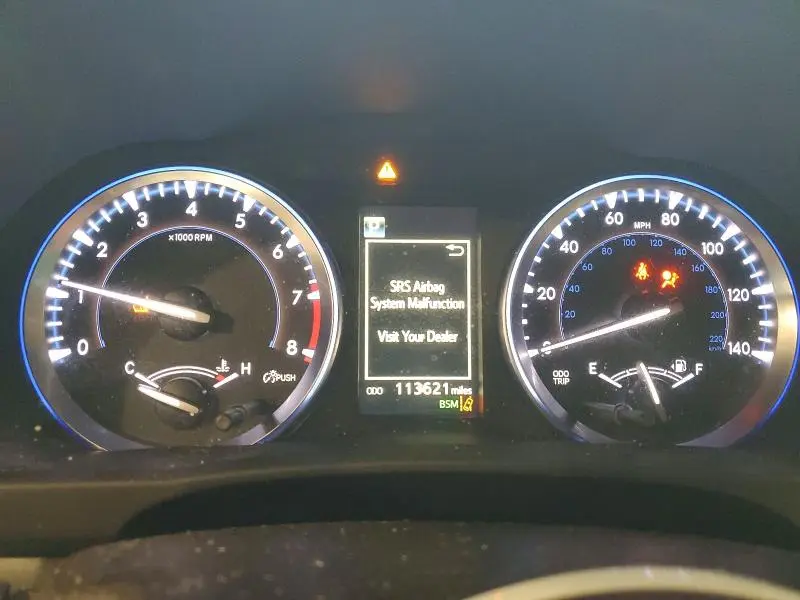 2017 TOYOTA HIGHLANDER SE  