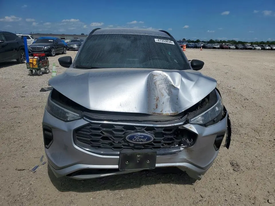 2024 FORD ESCAPE ST LINE  