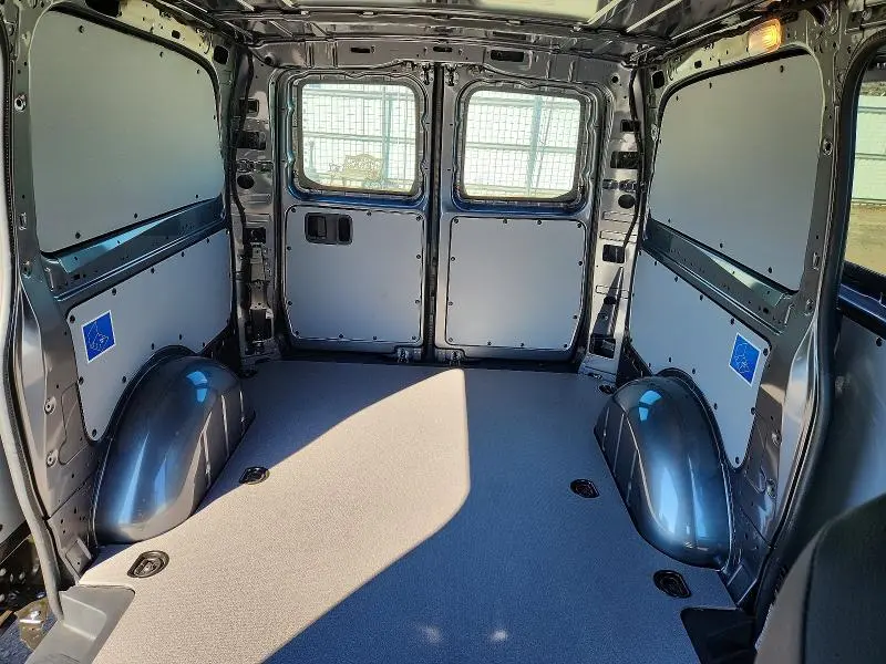 2023 MERCEDES-BENZ METRIS   