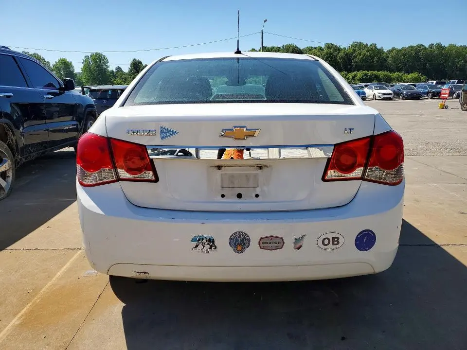 2014 CHEVROLET CRUZE LT  