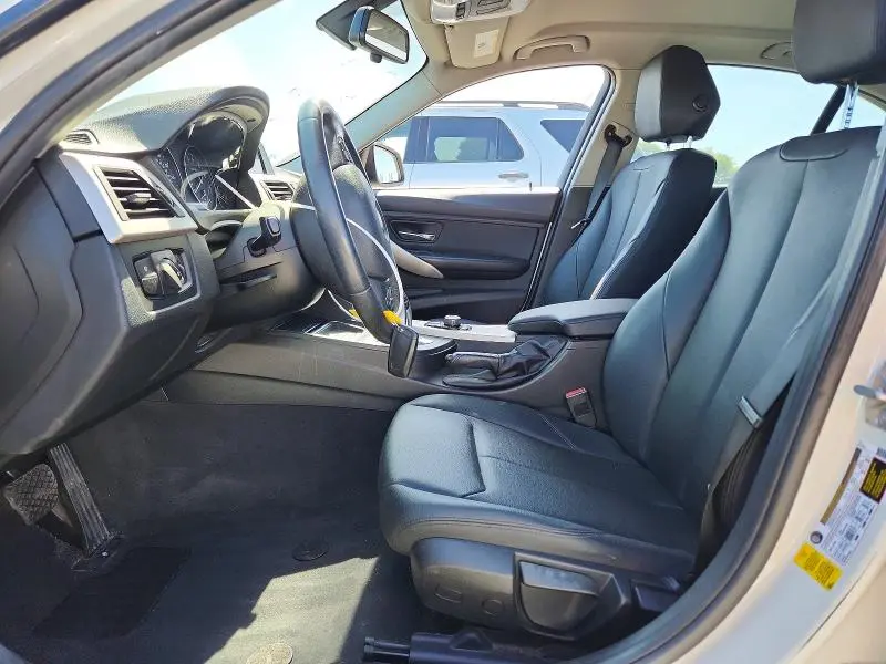 2015 BMW 320 I  