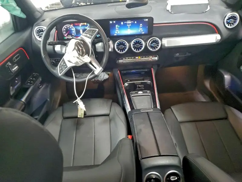 2025 MERCEDES-BENZ GLB 250 4MATIC  