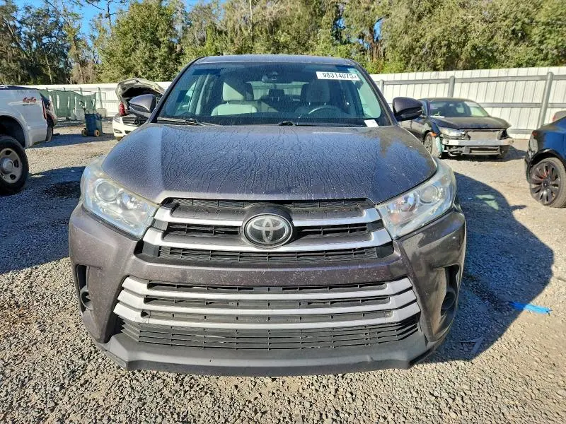 2018 TOYOTA HIGHLANDER LE  