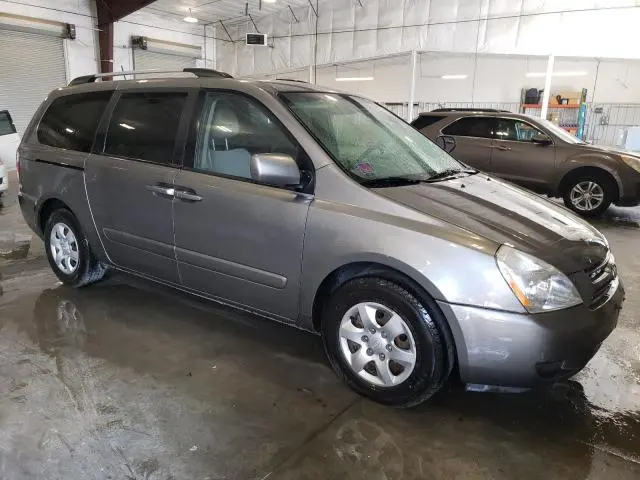 2010 KIA SEDONA LX