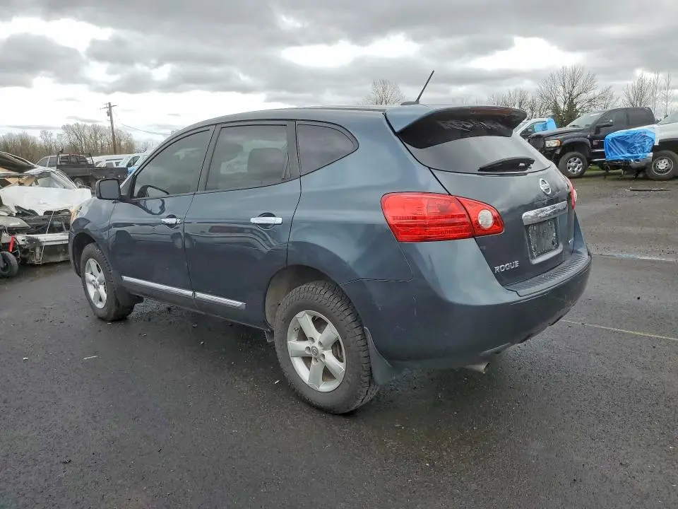 2013 NISSAN ROGUE S  