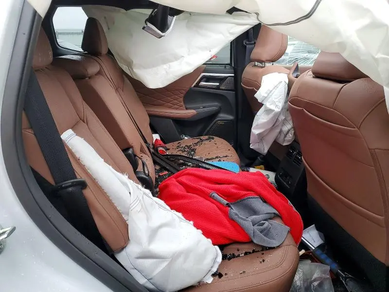 2025 MITSUBISHI OUTLANDER SEL  