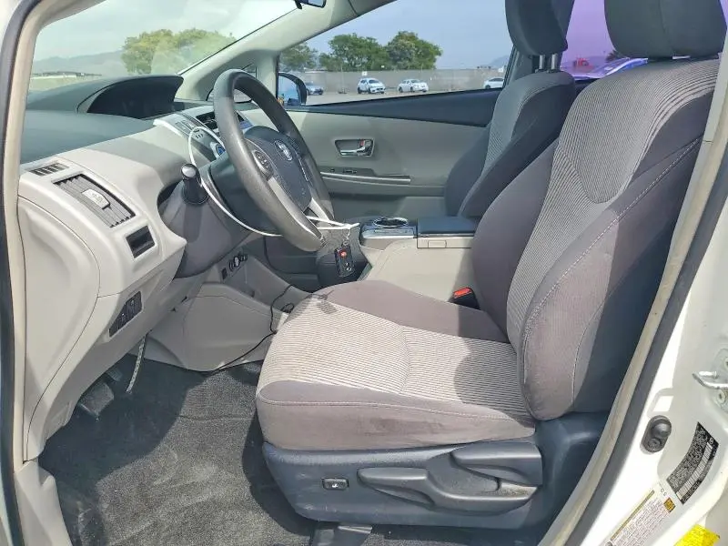2015 TOYOTA PRIUS V THREE  
