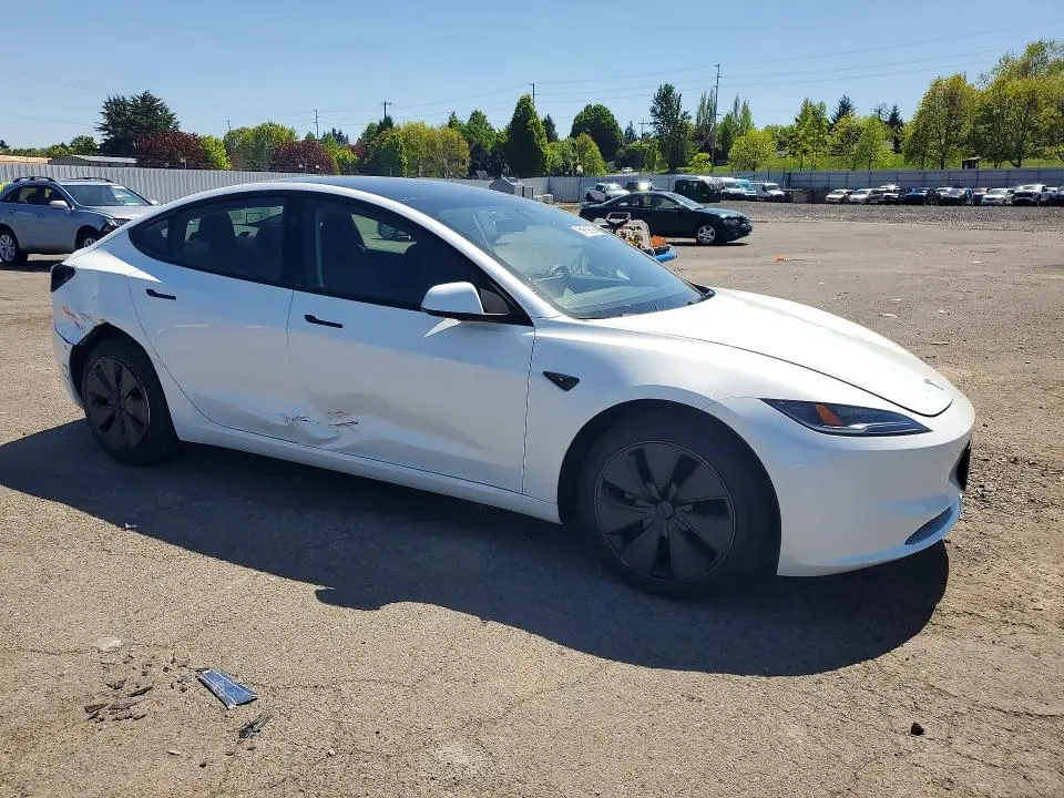 2025 TESLA MODEL 3   