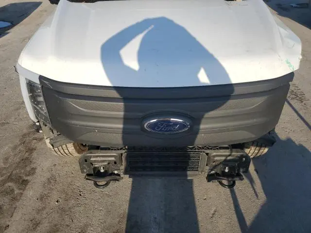2023 FORD F150 LIGHTNING PRO  