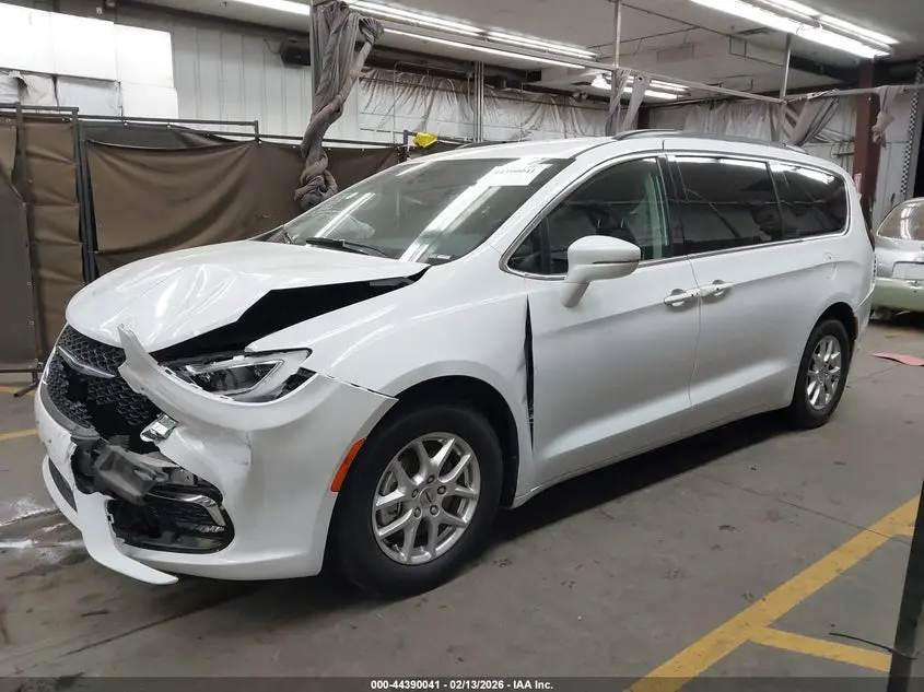 2022 CHRYSLER PACIFICA TOURING L