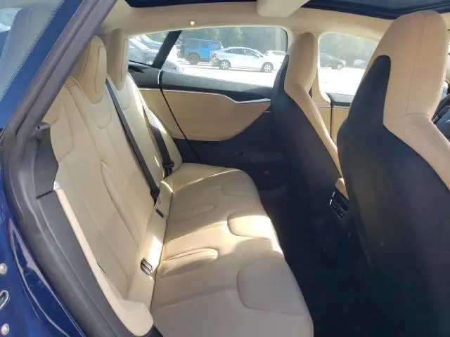 2015 TESLA MODEL S   