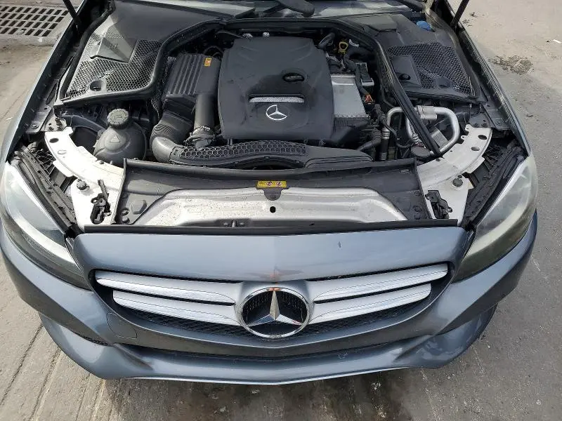 2018 MERCEDES-BENZ C 300  