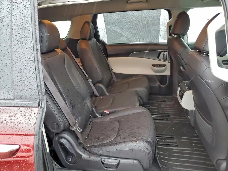 2024 KIA CARNIVAL LX  