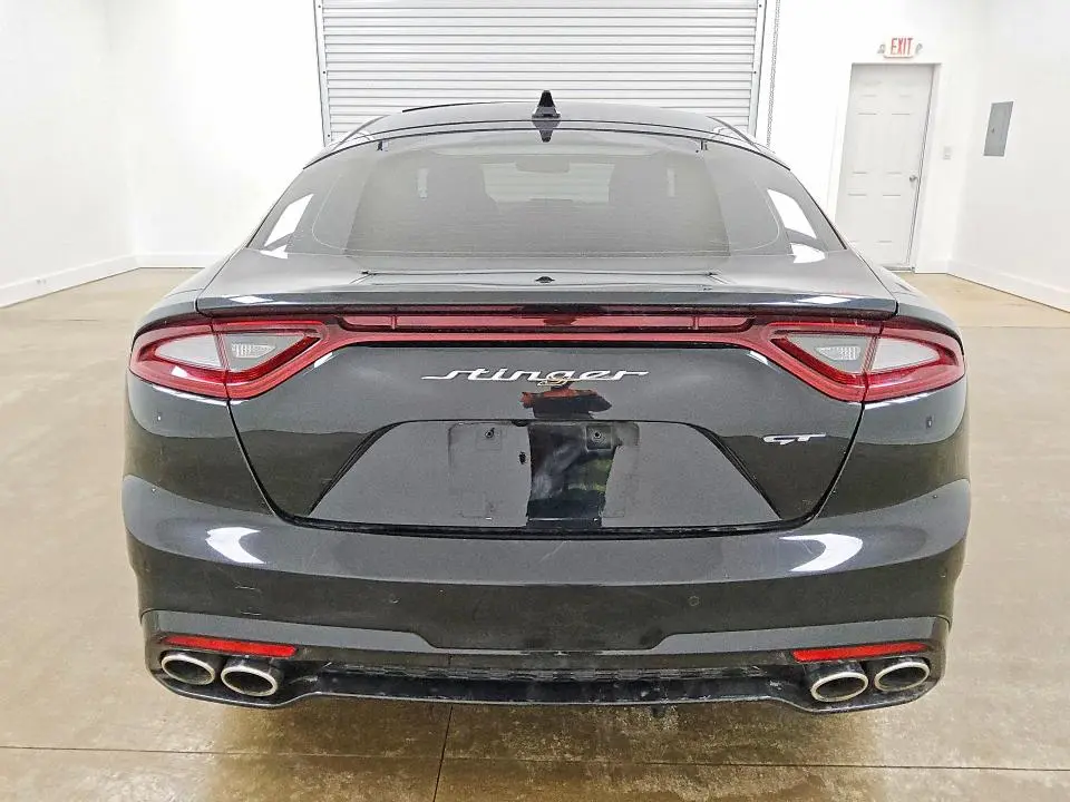 2020 KIA STINGER GT1  