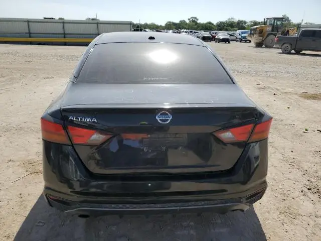 2019 NISSAN ALTIMA SR
